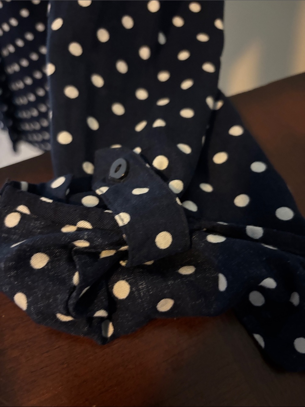 DIVIDED Polka Dot Navy Button-Up Blouse - Classic and Casual. Women’s 4. EUC - Picture 6 of 10
